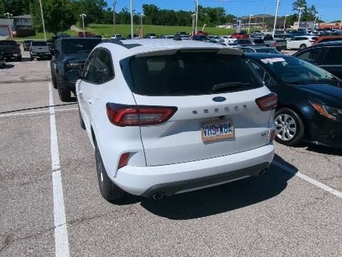 Used 2023 Ford Escape ST-Line w/ Equipment Group 301A FWD image 8