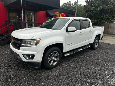 Used 2016 Chevrolet Colorado Z71 image 2