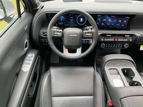 Certified 2026 Hyundai Palisade Calligraphy FWD image 25