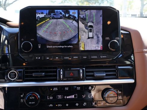 Used 2024 Nissan Pathfinder Platinum w/ Cargo Package image 62