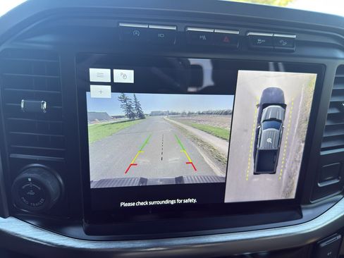 Used 2023 Ford F150 Lariat w/ Equipment Group 502A High image 25