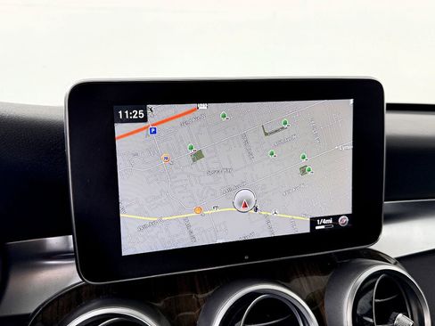 Used 2017 Mercedes-Benz C 300 4MATIC Sedan image 26