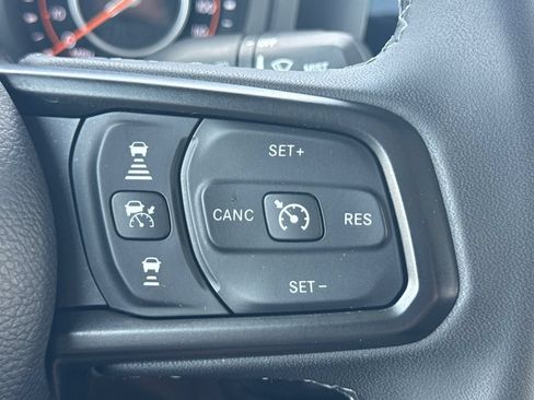 Used 2026 Jeep Gladiator Mojave AWD/4WD image 27