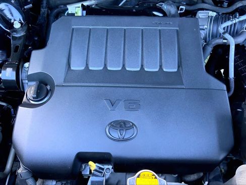 Used 2014 Toyota Highlander Limited Platinum image 31