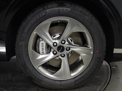 Used 2026 Genesis GV70 2.5T Advanced w/ G1 Accessory Package AWD/4WD image 8