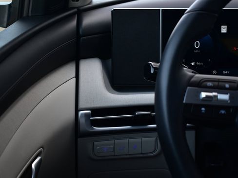 Used 2025 Hyundai Tucson SEL image 38