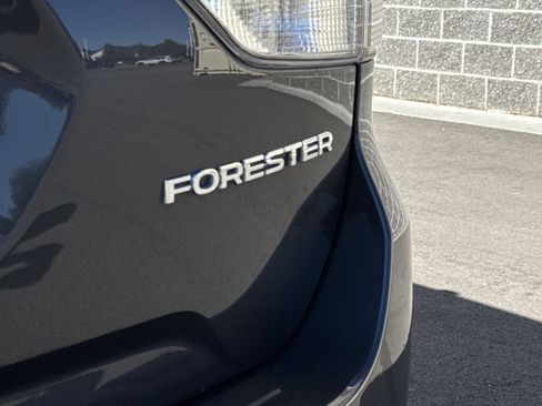 Certified 2023 Subaru Forester Limited AWD/4WD image 25