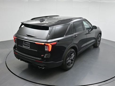 New 2026 Ford Explorer ST w/ Sun And Sound Package image 40