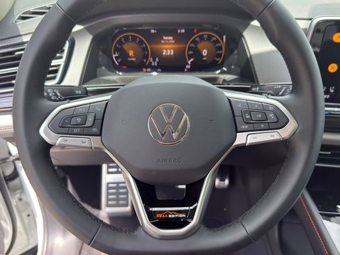 New 2026 Volkswagen Atlas Peak Edition AWD/4WD image 16
