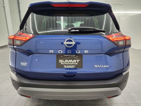 Used 2023 Nissan Rogue SV image 26