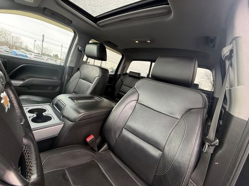 Used 2016 Chevrolet Silverado 1500 LTZ Z71 w/ LTZ Plus Package AWD/4WD image 18