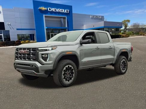 Used 2026 GMC Canyon AT4 w/ Technology Plus Package AWD/4WD image 34