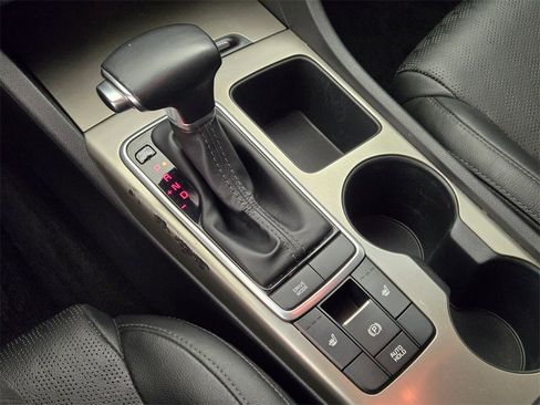 Used 2020 Kia Optima EX image 31