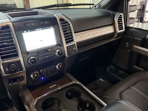 Used 2017 Ford F350 Platinum w/ FX4 4x4 Off Road Package image 14