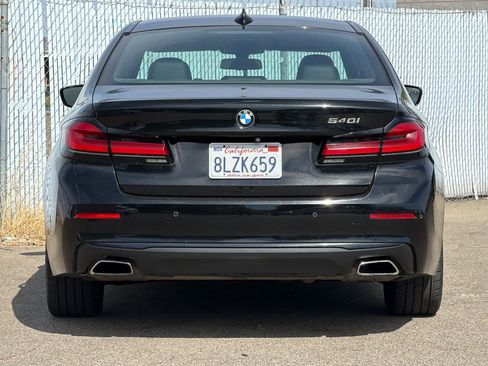 Used 2021 BMW 530i w/ Convenience Package RWD image 4