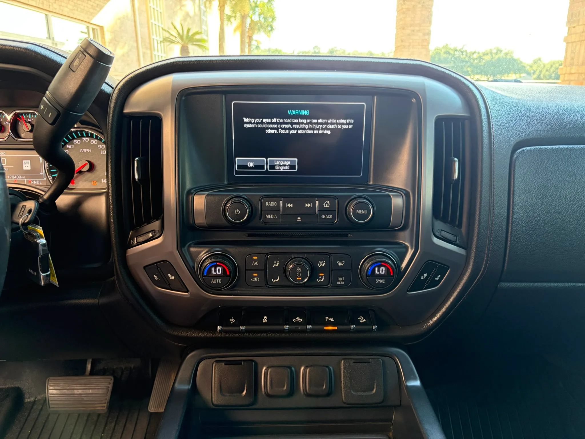 Used 2017 GMC Sierra 1500 SLT AWD/4WD image 25