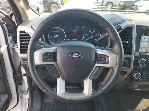 Used 2018 Ford F250 Lariat image 23