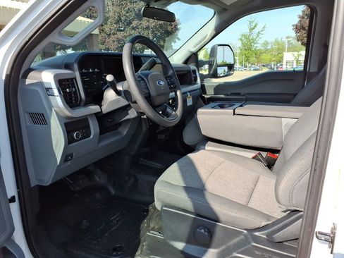 Used 2026 Ford F250 XL w/ XL Off-Road Package AWD/4WD image 10
