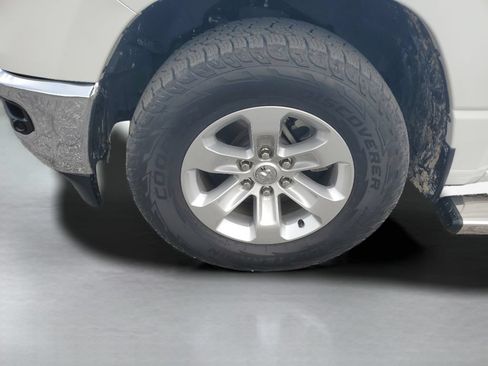 Used 2023 RAM 1500 Laramie AWD/4WD image 27