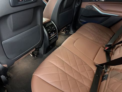 Used 2023 BMW X5 xDrive45e w/ Climate Comfort Package image 4