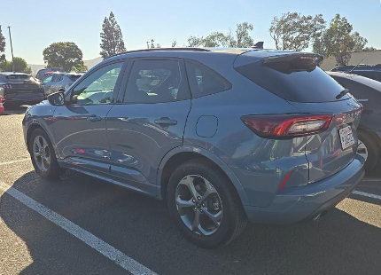 Certified 2023 Ford Escape ST-Line w/ Tech Pack #1 FWD image 4