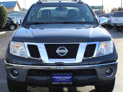 Used 2012 Nissan Frontier PRO-4X image 8