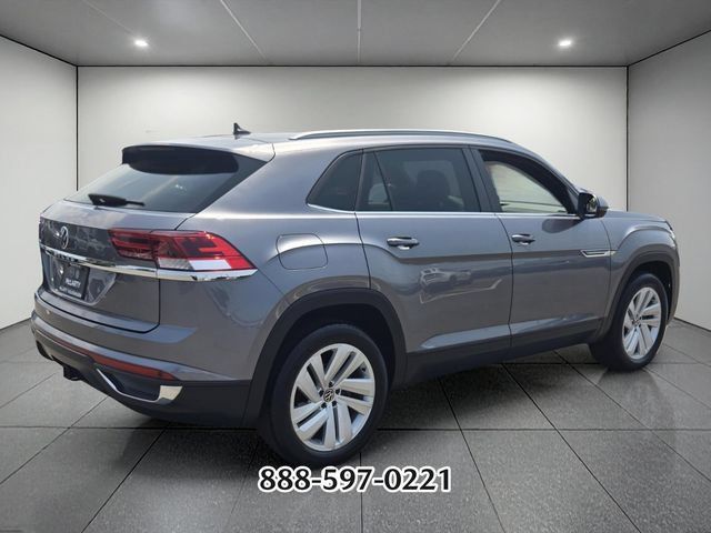 Used 2022 Volkswagen Atlas Cross Sport SE w/ Panoramic Sunroof Package FWD image 5
