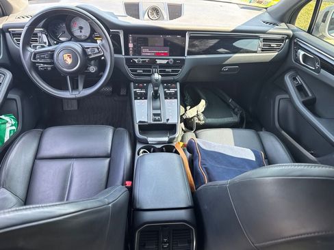 Used 2023 Porsche Macan S AWD/4WD image 11