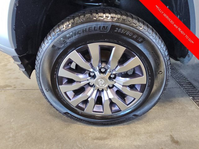 Used 2022 Toyota Tacoma Limited AWD/4WD image 10