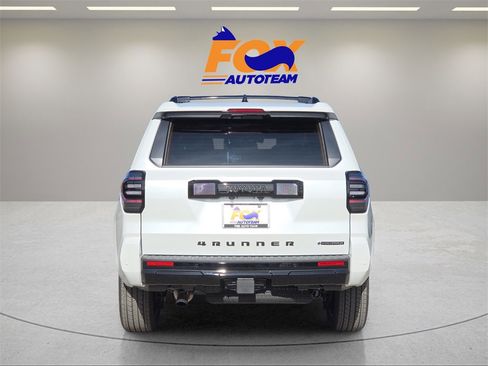 New 2026 Toyota 4Runner 4WD image 4