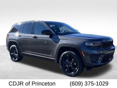 New 2025 Jeep Grand Cherokee Altitude