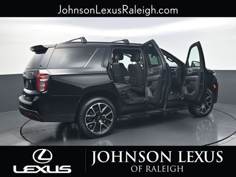 Used 2023 Chevrolet Tahoe RST image 32