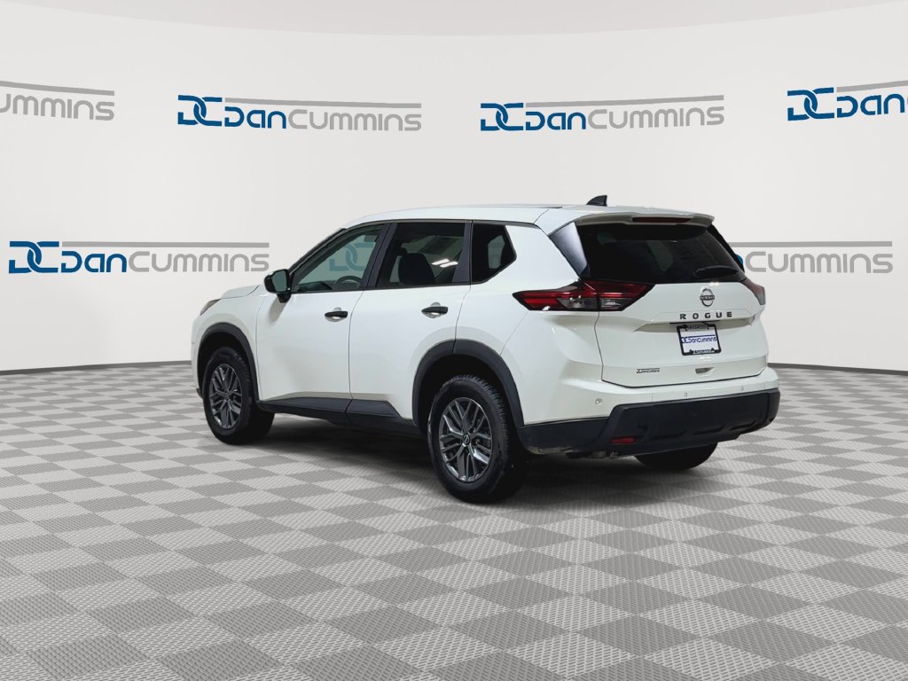 Used 2024 Nissan Rogue S FWD image 6