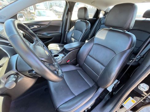 Used 2024 Chevrolet Malibu LT image 36