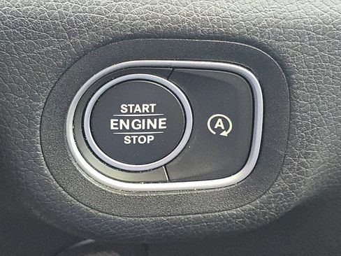 Certified 2023 Mercedes-Benz GLS 450 4MATIC image 40