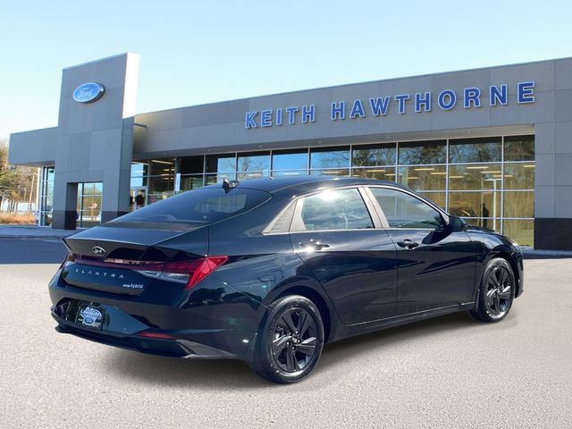Used 2022 Hyundai Elantra Blue FWD image 6