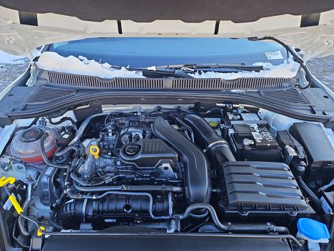 Certified 2024 Volkswagen Jetta S image 29