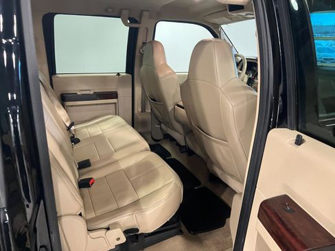 Used 2008 Ford F350 Lariat image 32