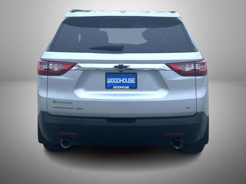 Used 2021 Chevrolet Traverse LT image 6