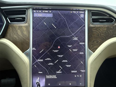 Used 2016 Tesla Model X 90D image 24