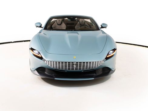 Certified 2025 Ferrari Roma Spider RWD image 10