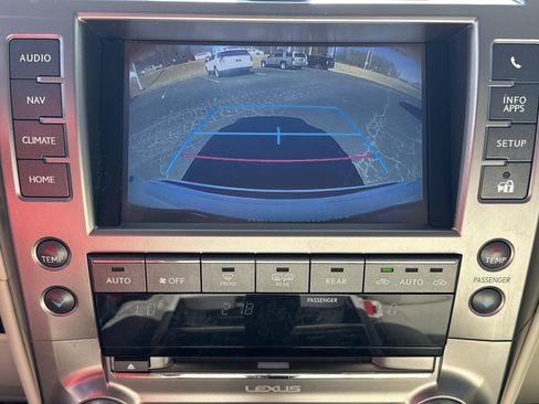 Used 2016 Lexus GX 460 w/ Premium Package image 32