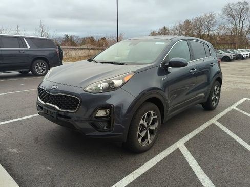 Used 2020 Kia Sportage LX image 8