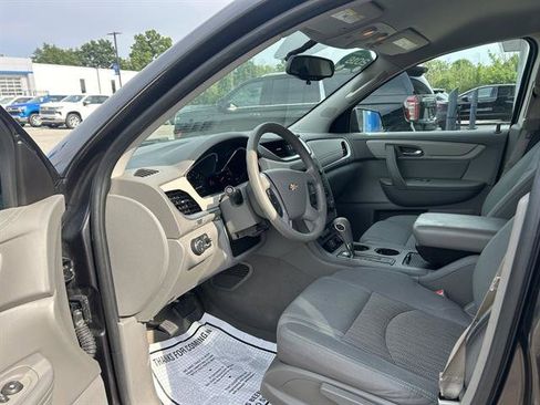 Used 2016 Chevrolet Traverse LS image 12