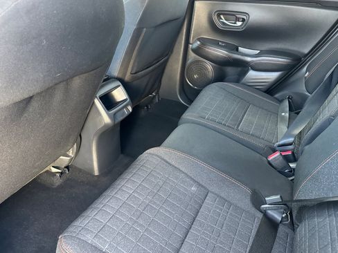 Used 2025 Honda HR-V Sport image 25