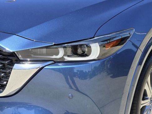 Used 2023 MAZDA CX-5 Signature AWD/4WD image 6