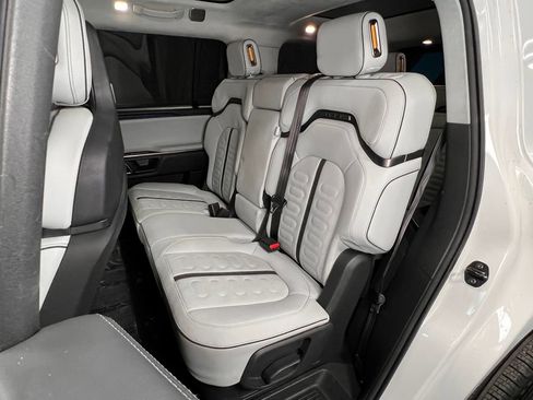 Used 2023 Rivian R1S Adventure image 26