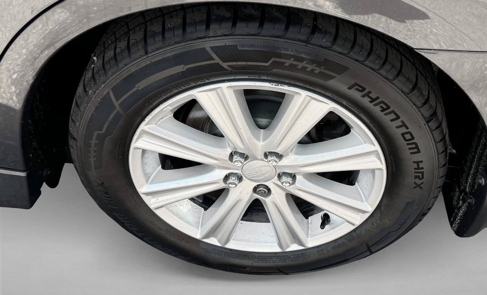 Used 2012 Subaru Legacy 2.5i Premium AWD/4WD image 8