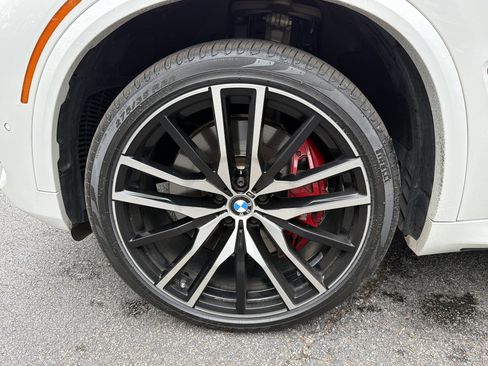 Used 2021 BMW X5 M50i AWD/4WD image 7