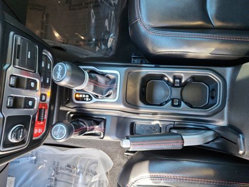 Used 2019 Jeep Wrangler Rubicon image 15